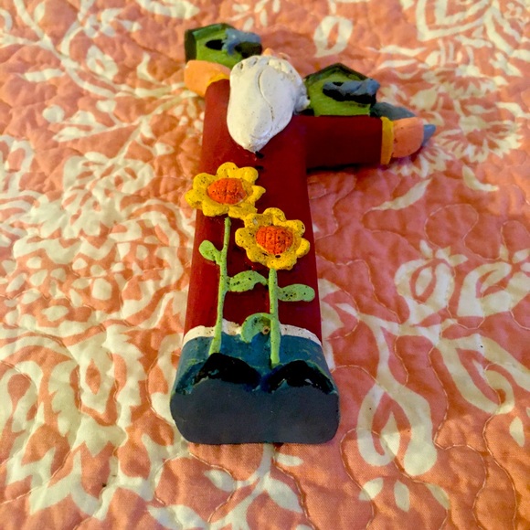 Noah - Picture 5 of 5